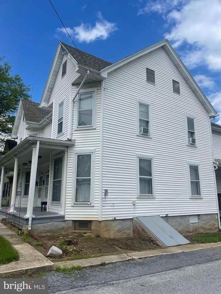 21 Cumberland Ave #A - Photo 4 of 10