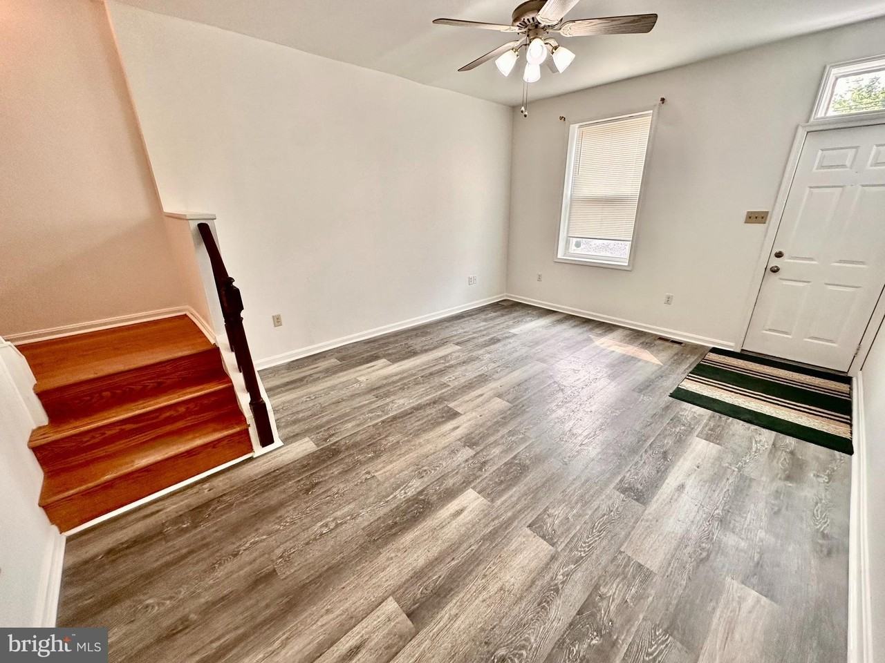 5227 Ridge Ave - Photo 4 of 17