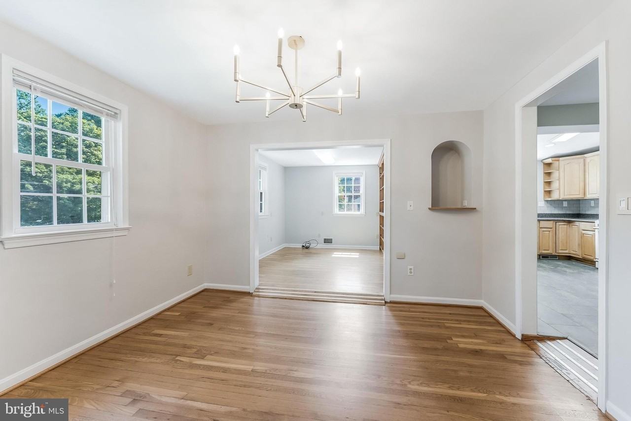 1005 N Lebanon St - Photo 6 of 50