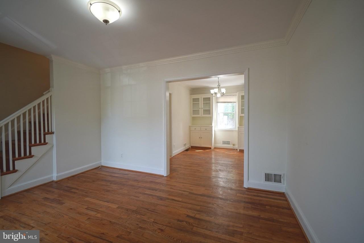 2161 N Brandywine St - Photo 3 of 20