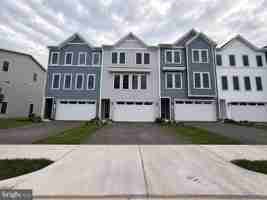 featured image of 135 Heyford Dr