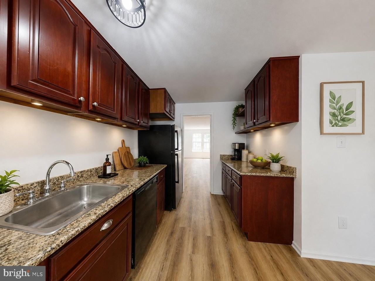 8105 Kenova Ln - Photo 6 of 50