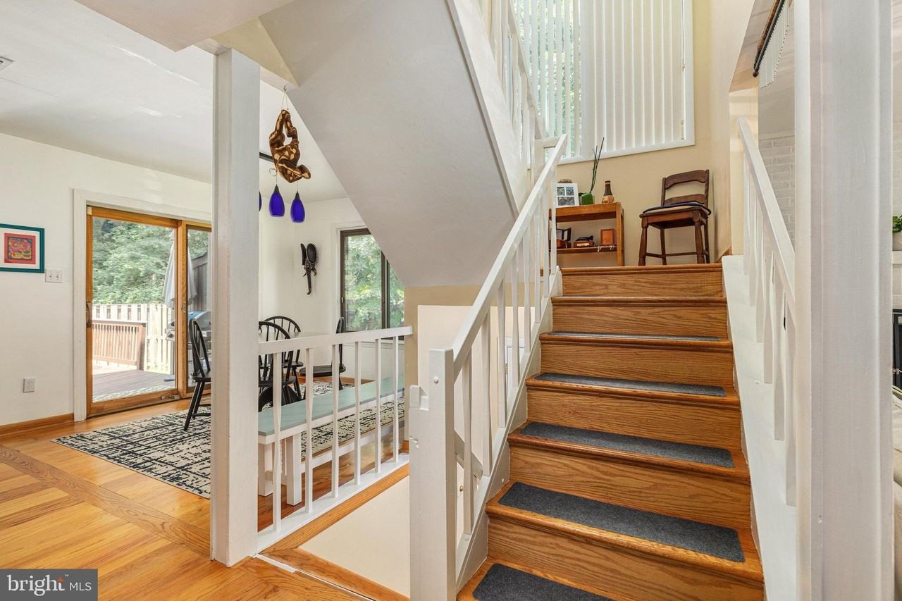 2223 Glencourse Ln - Photo 4 of 50