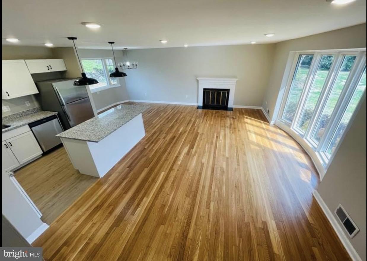 6810 Fern Ln - Photo 2 of 27