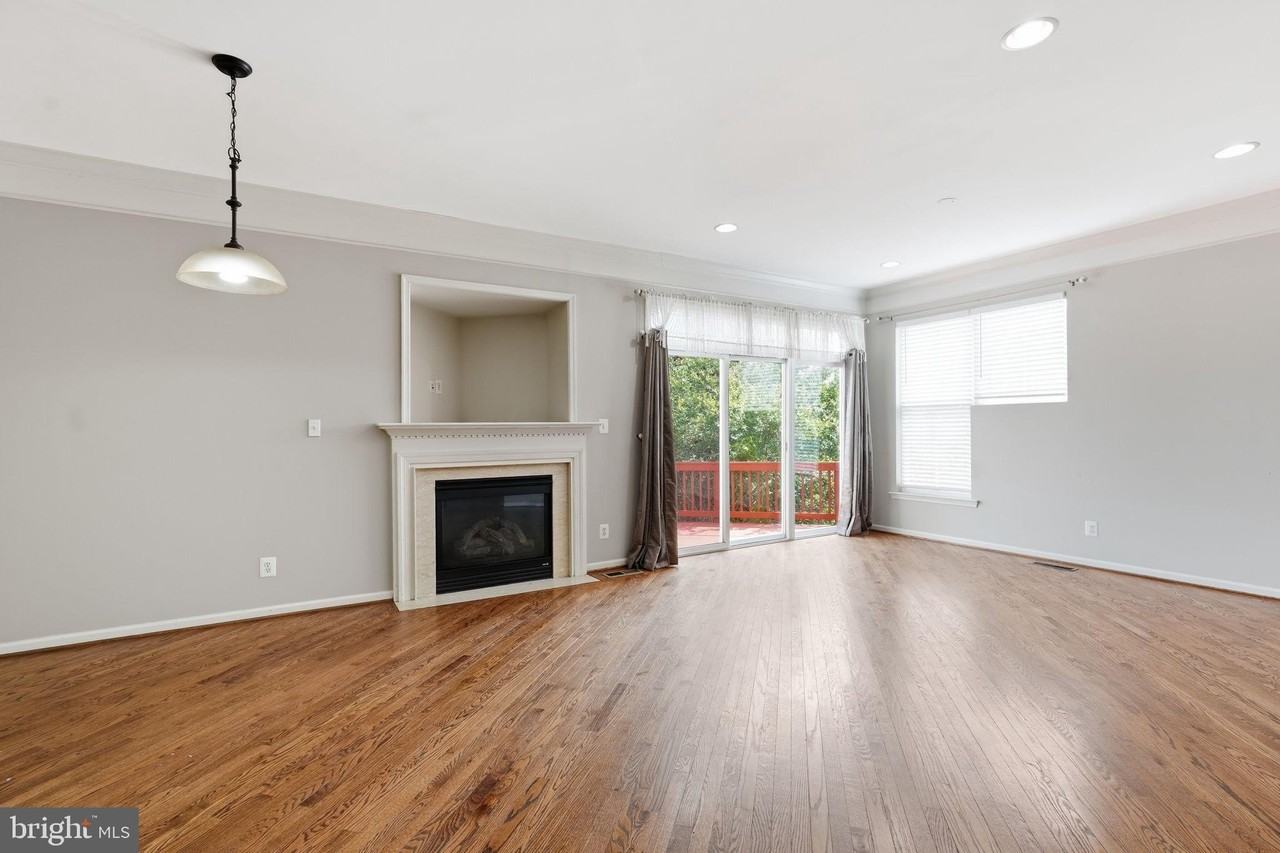 22862 Cartier Ter - Photo 7 of 22