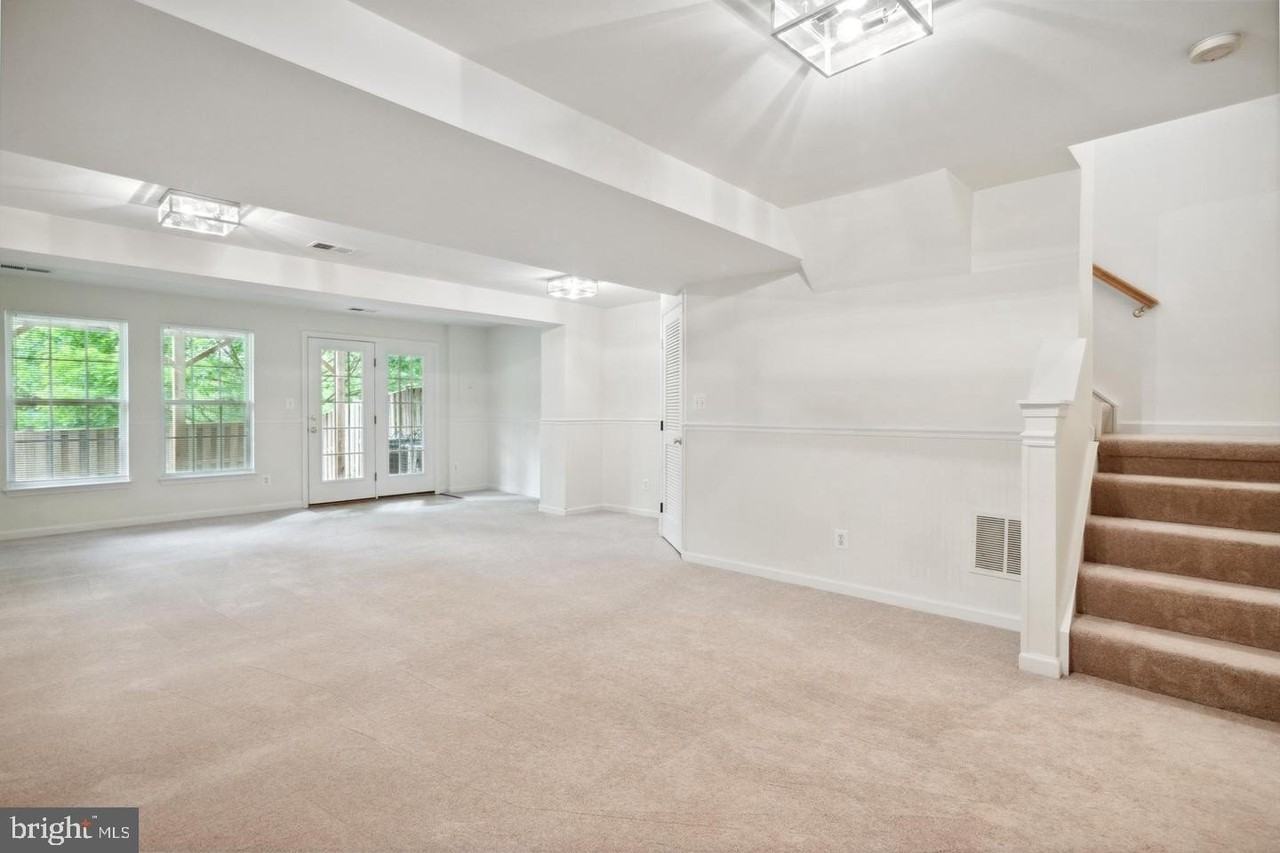 7057 Sauvage Ln - Photo 5 of 8
