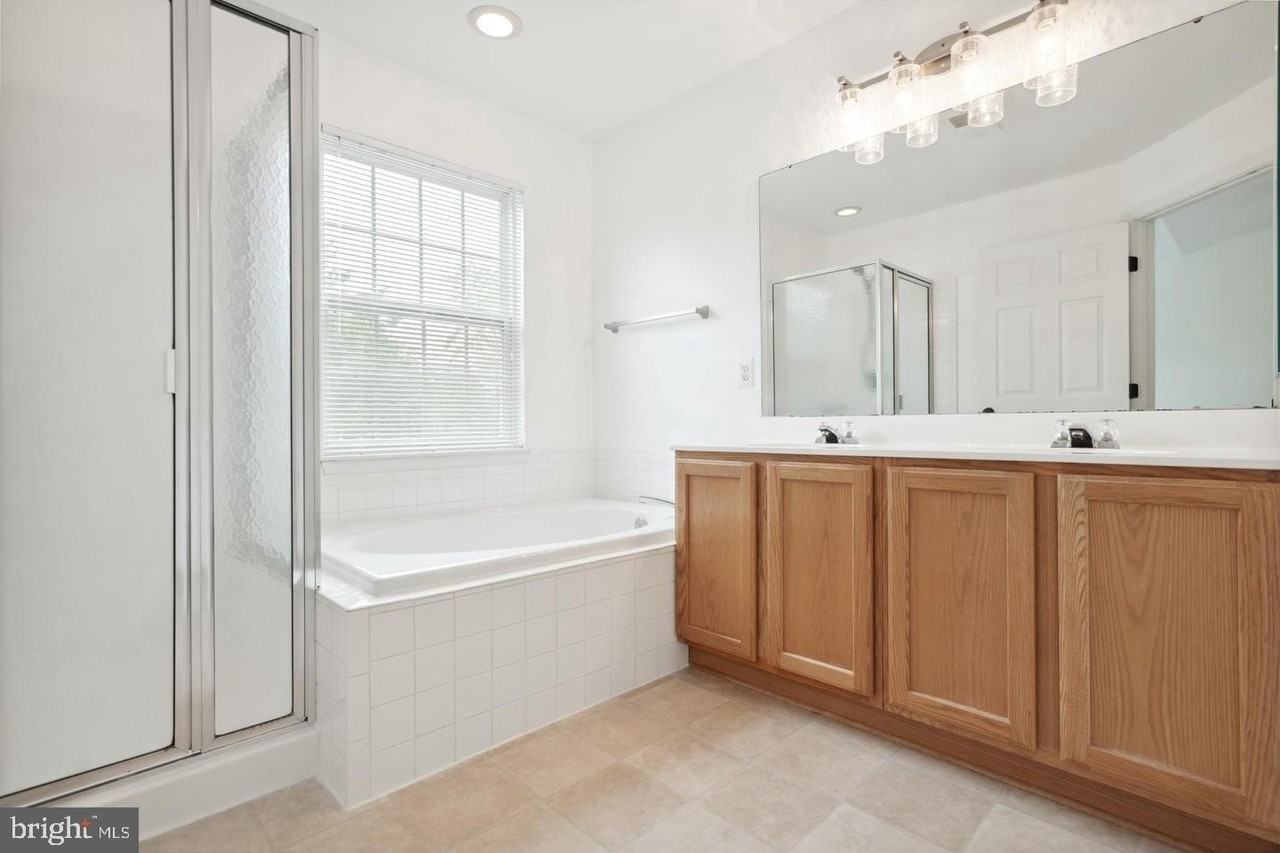 7057 Sauvage Ln - Photo 6 of 8