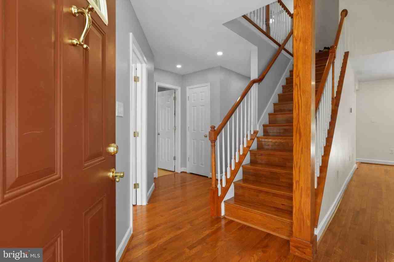 3818 Marquis Pl - Photo 6 of 47