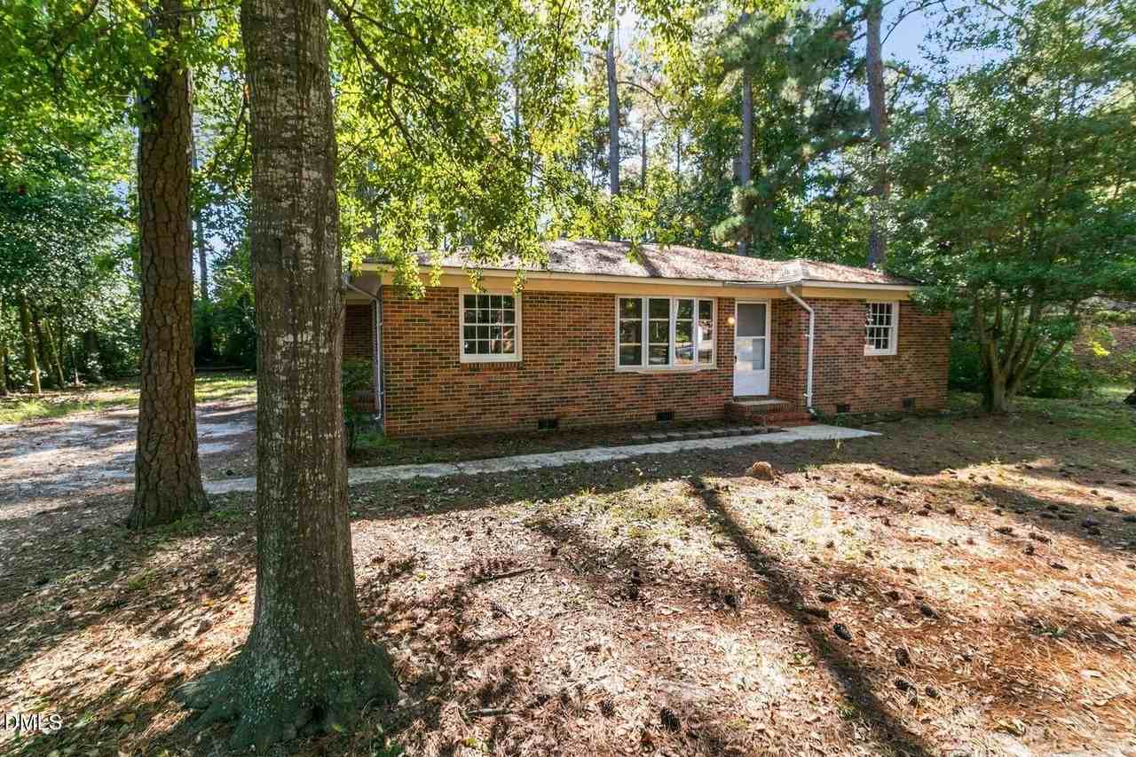 7505 Crown Ave - Photo 3 of 23