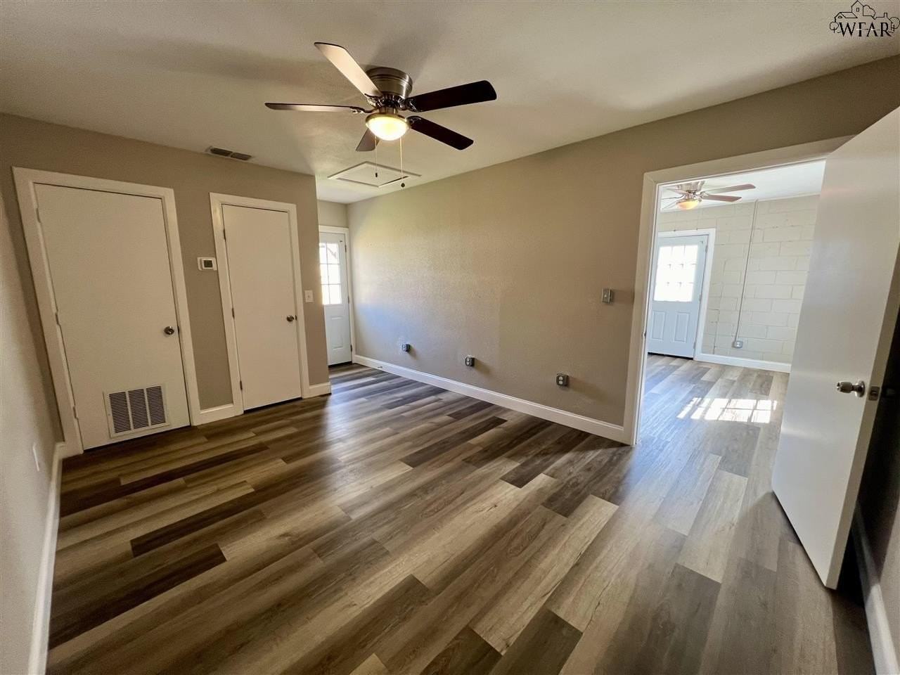 2405 Bullington St #REAR - Photo 7 of 9