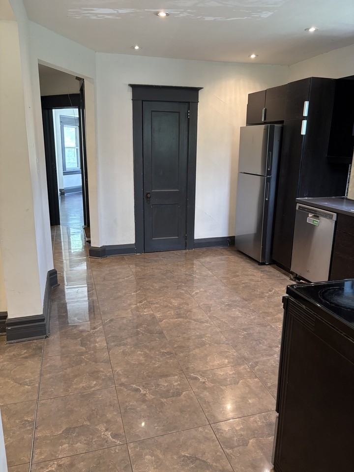 36 Pacific Avenue #1 - Photo 6 of 25