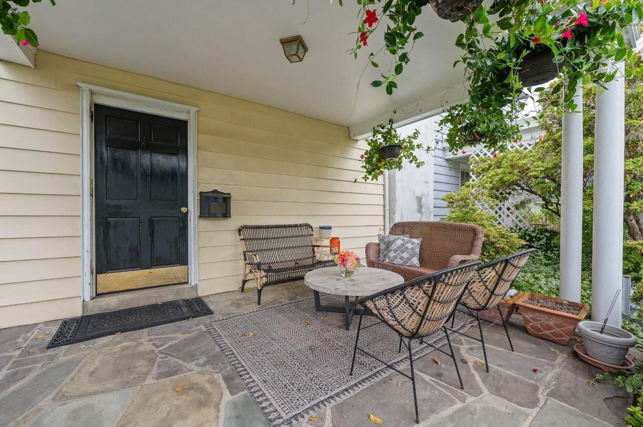 20 Tenmore Rd - Photo 3 of 26