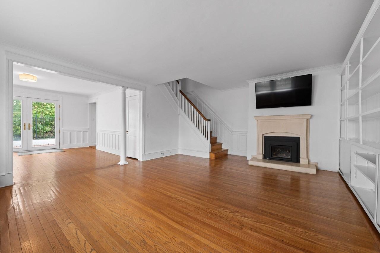 20 Tenmore Rd - Photo 5 of 26