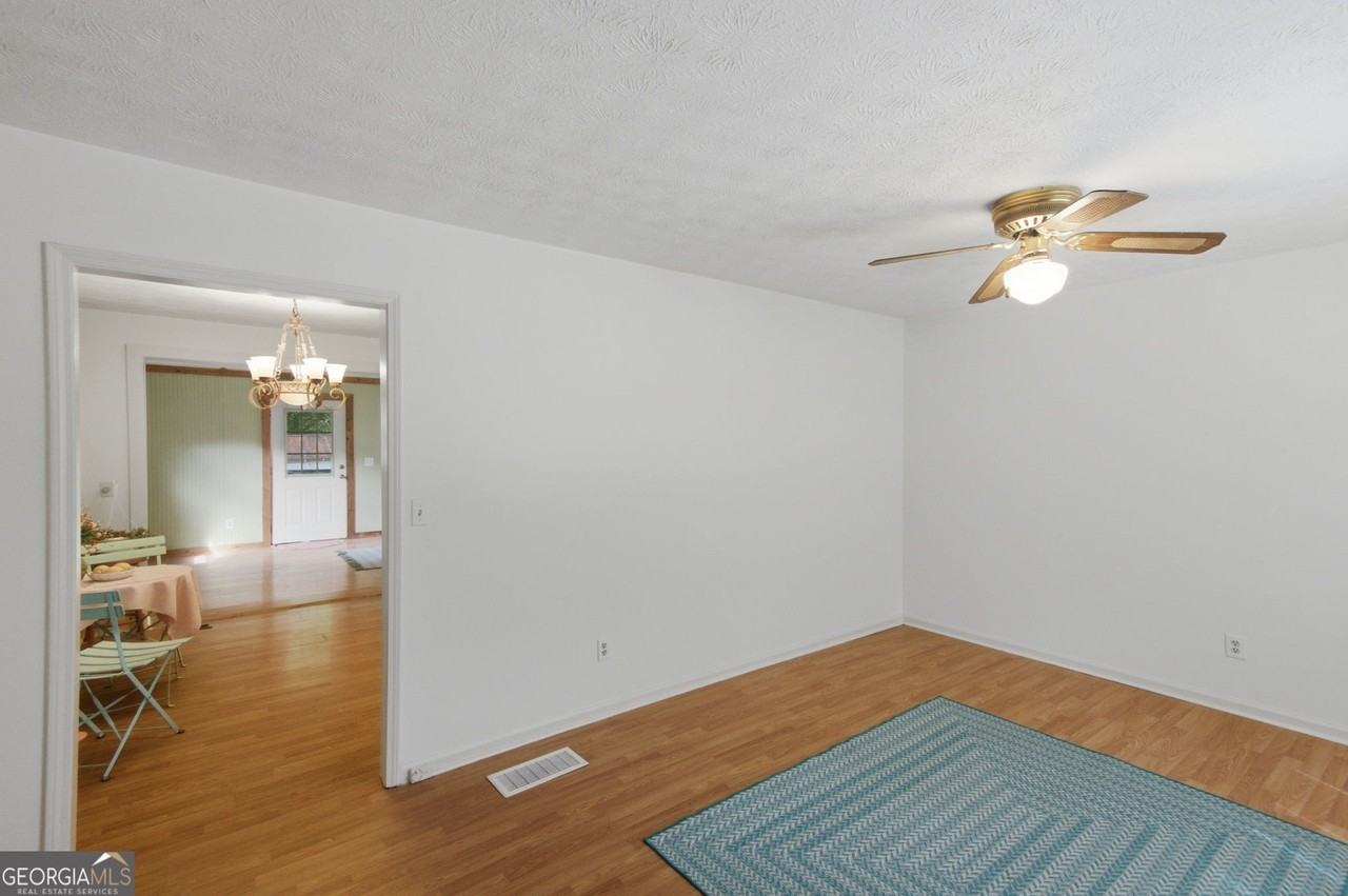 4400 Winding Creek Dr - Photo 4 of 27