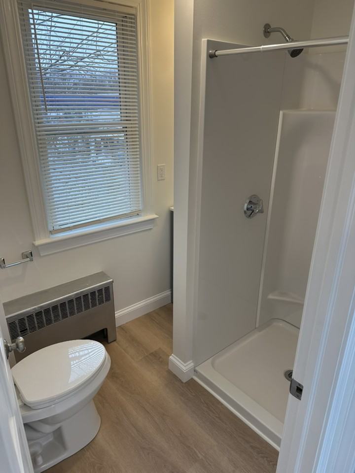 1478 Broadway #2 - Photo 3 of 9