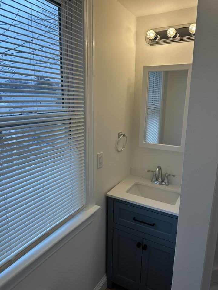 1478 Broadway #2 - Photo 4 of 9