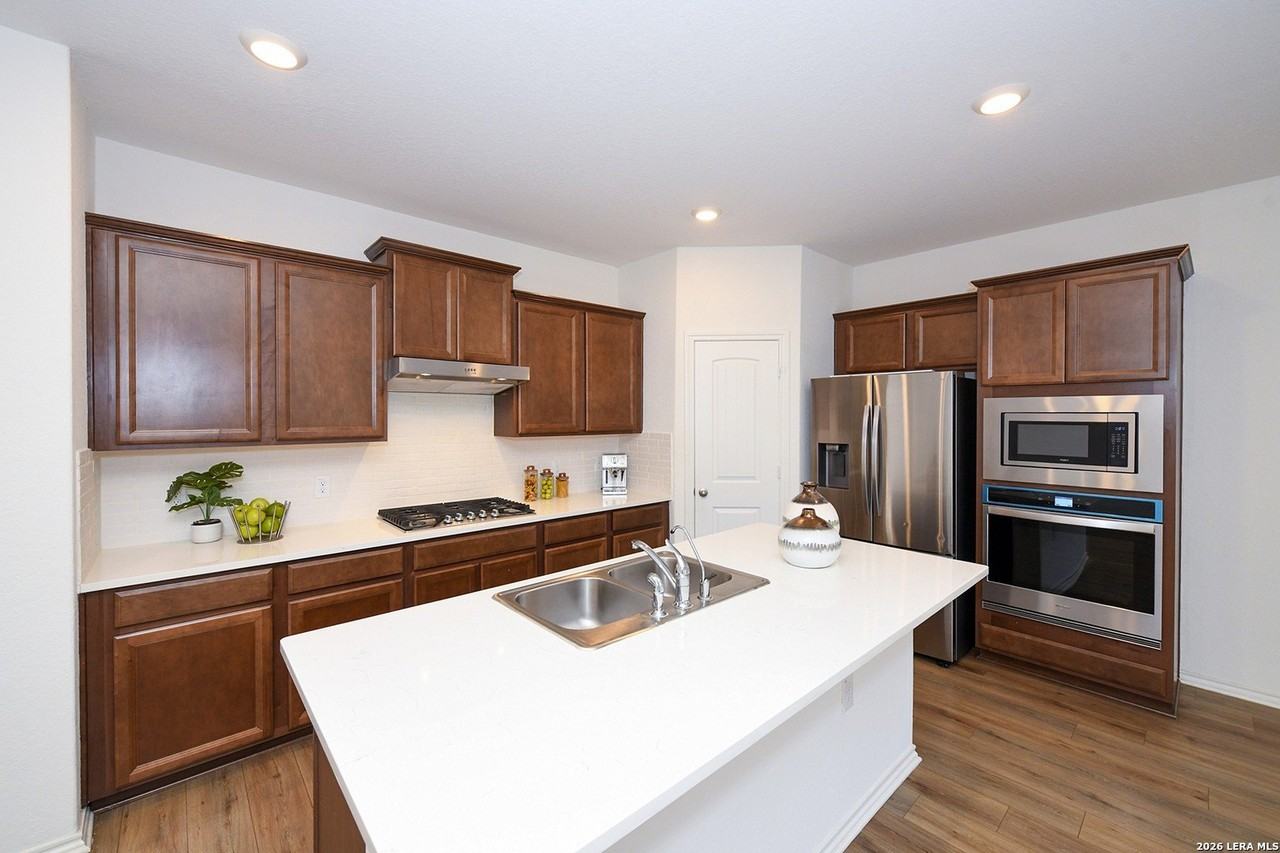 6806 Prue Rd Unit 38 - Photo 5 of 24