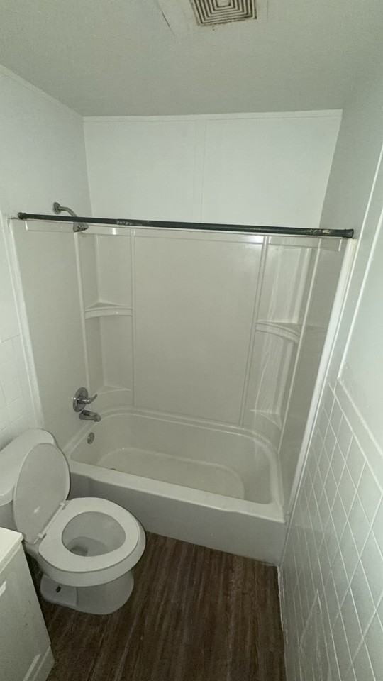 2108 N Saint Mark Ave #1 - Photo 6 of 22