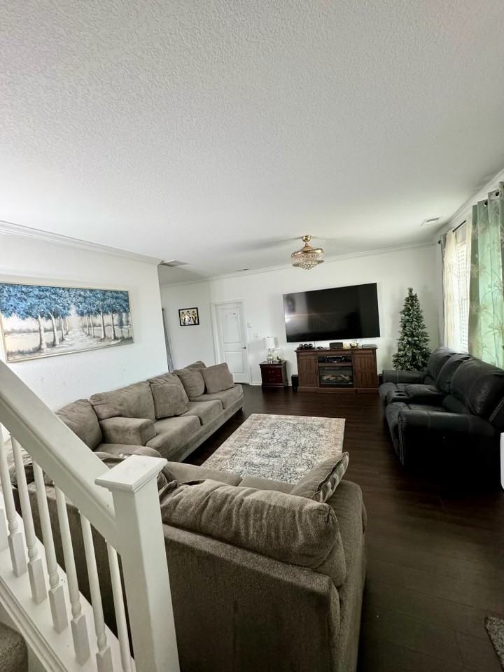 4080 Trenwith Ln #1 - Photo 5 of 18