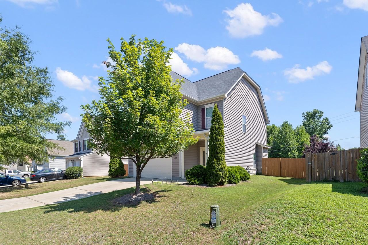 609 Timber Meadow Lake Dr #1 - Photo 4 of 50
