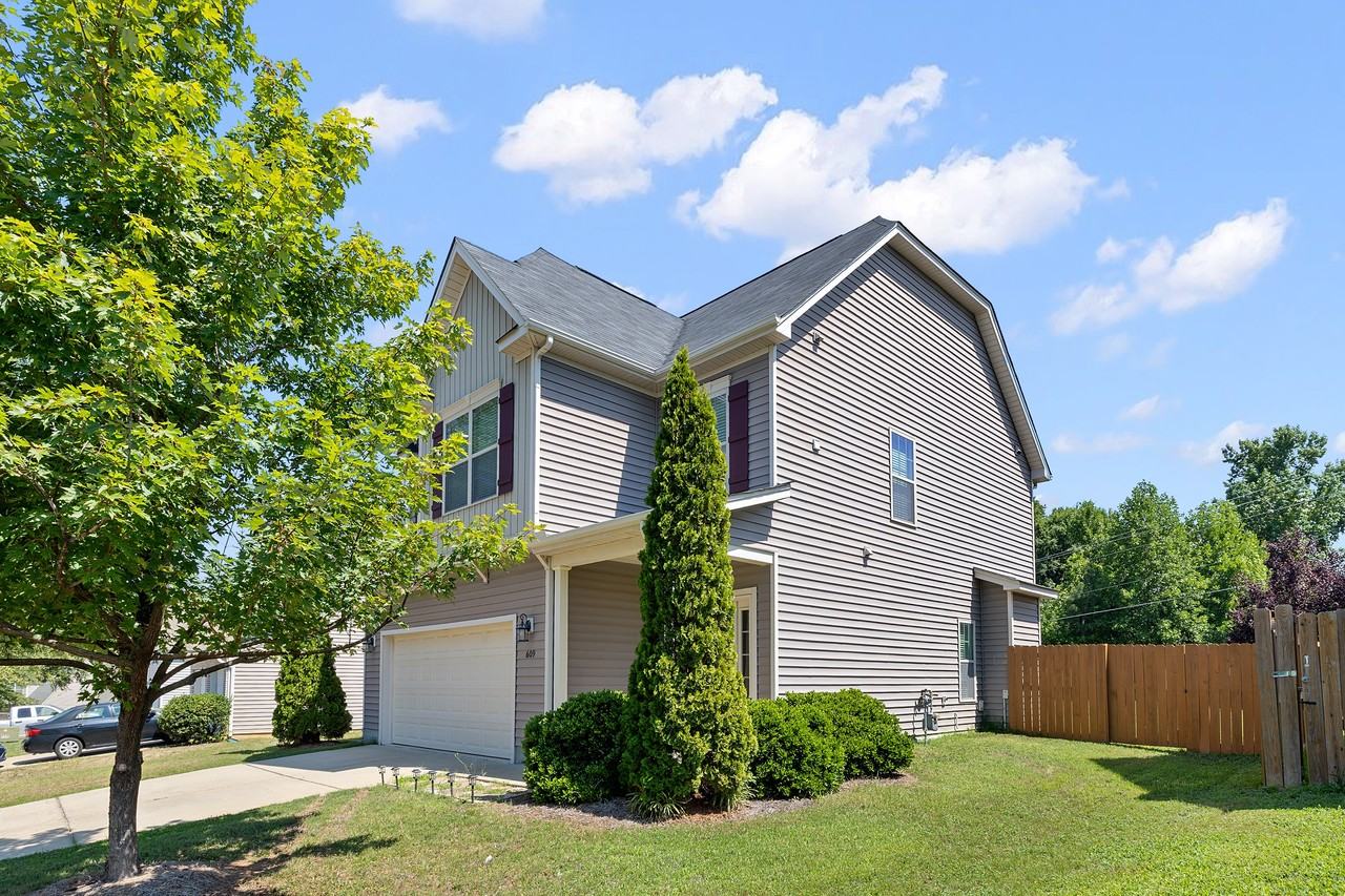 609 Timber Meadow Lake Dr #1 - Photo 5 of 50