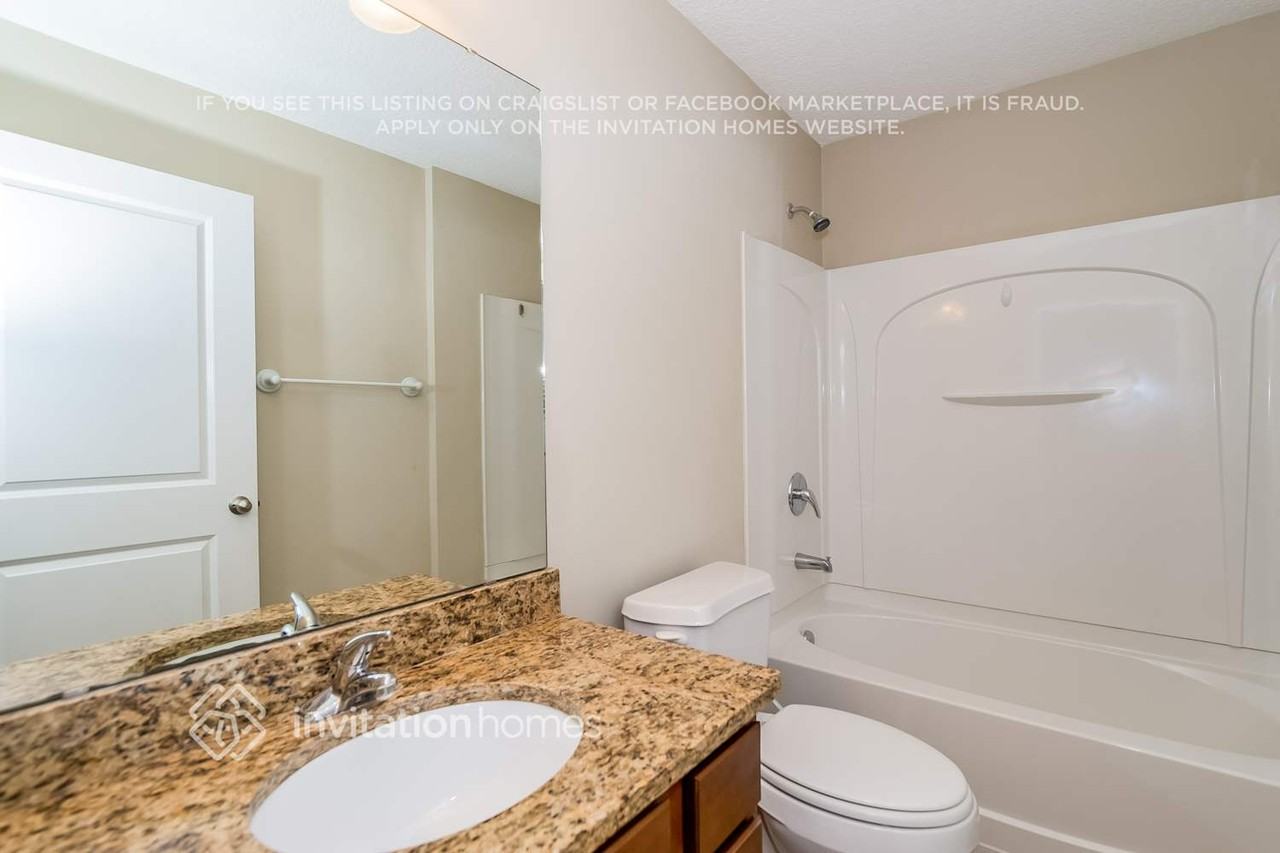 345 N Bellagio Dr - Photo 6 of 8