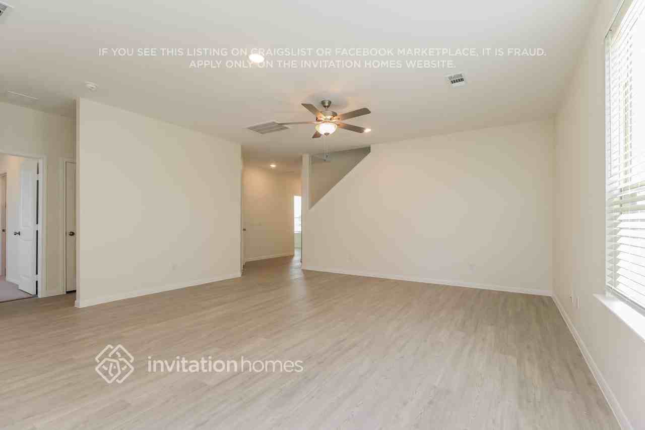 13472 Maltessa Dr - Photo 4 of 22