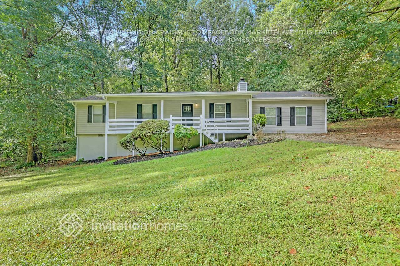 4523 Housworth Dr - Photo 2 of 26