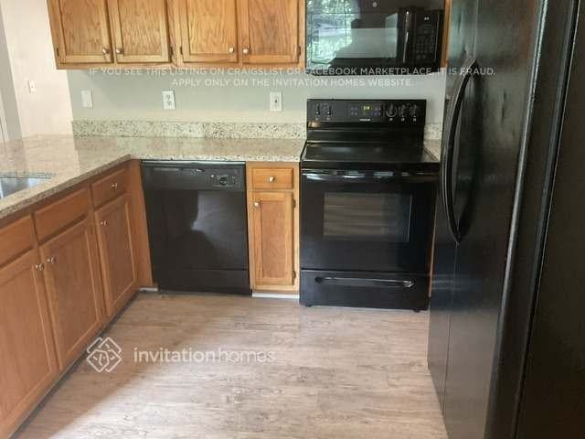6555 Fiji Dr - Photo 3 of 10