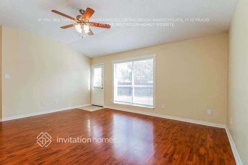 8724 Eaglestone Way - Photo 4 of 20