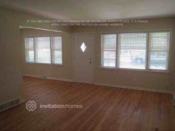 110 Englewood Ave - Photo 2 of 11
