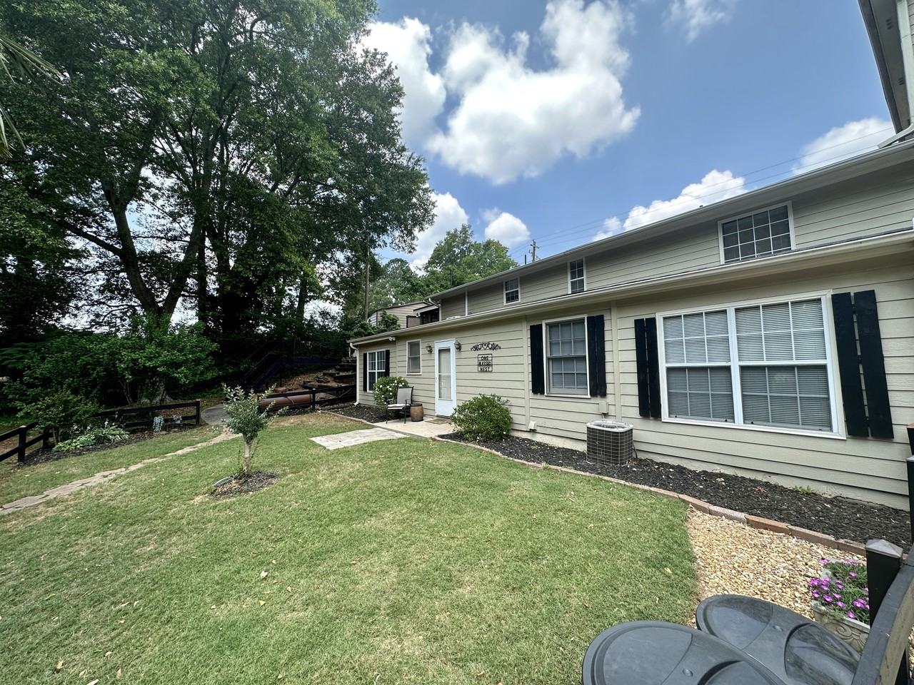20 Coffey Ln #1 - Photo 2 of 22