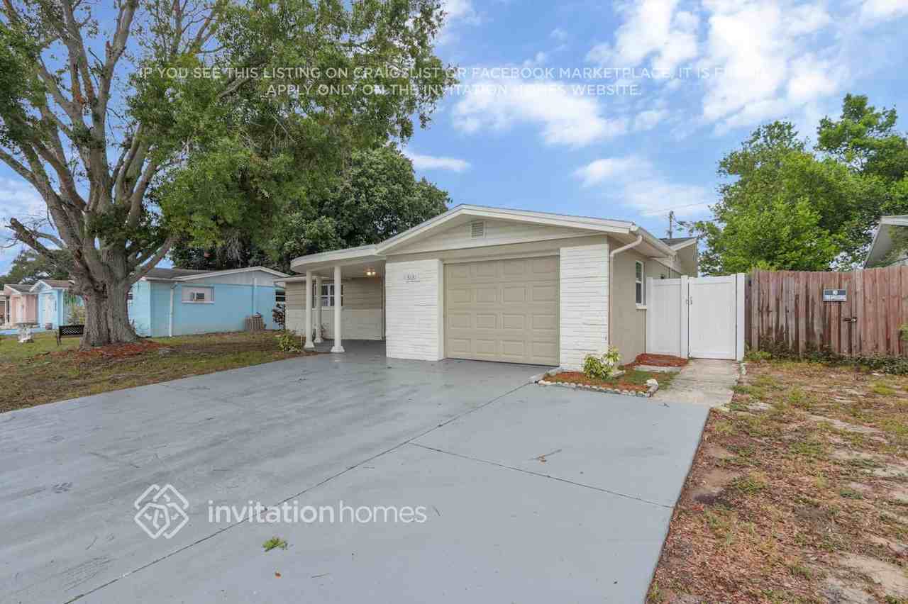 5131 Janice Ln - Photo 2 of 24