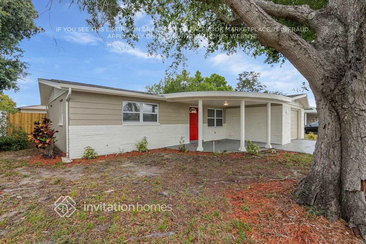 5131 Janice Ln - Photo 3 of 24