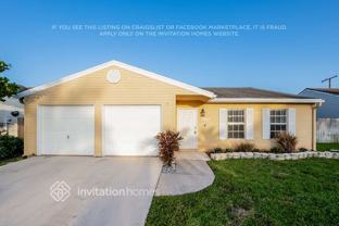 7854 Blairwood Cir W - Photo 1 of 1
