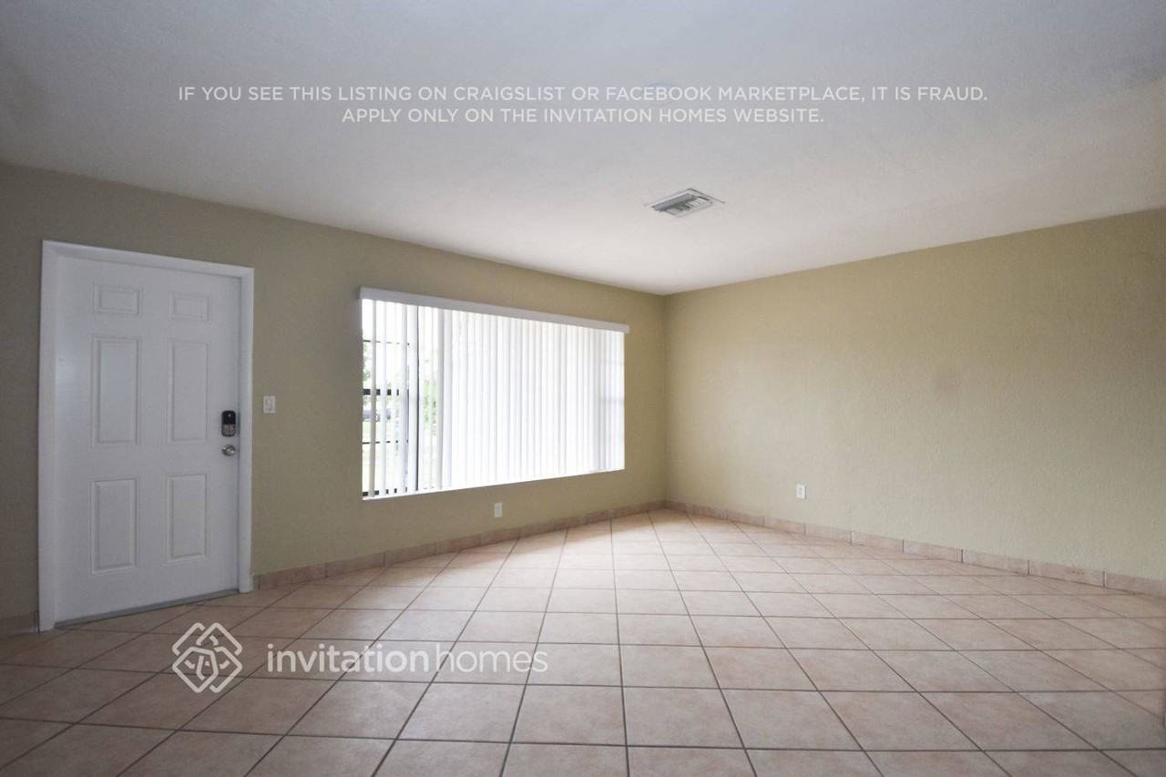 4511 Sw 102nd Pl - Photo 2 of 13