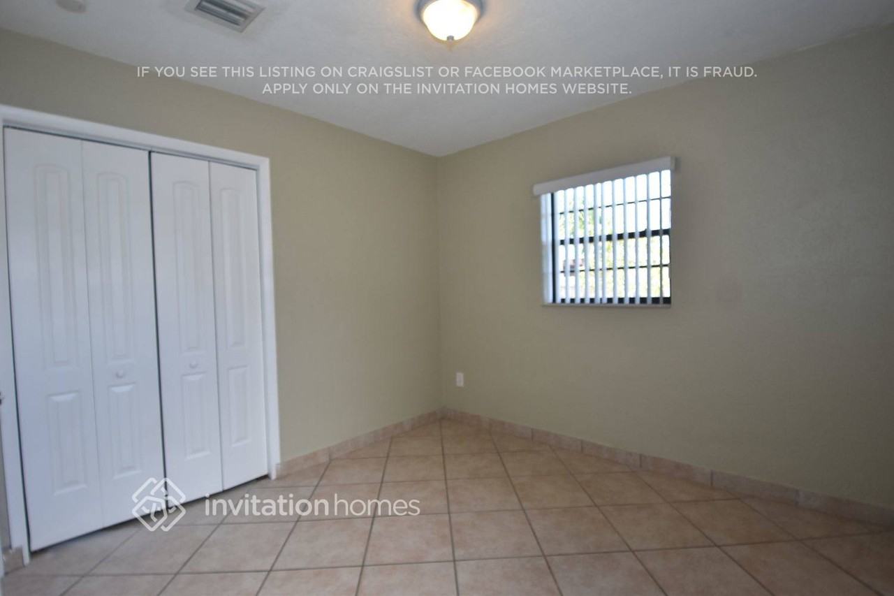 4511 Sw 102nd Pl - Photo 6 of 13