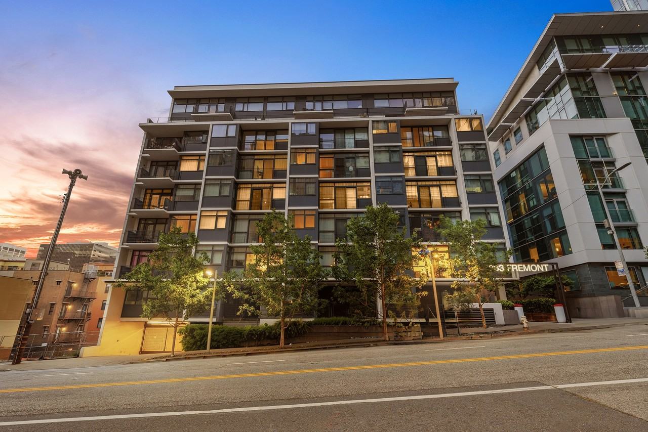 333 Fremont - Photo 2 of 50