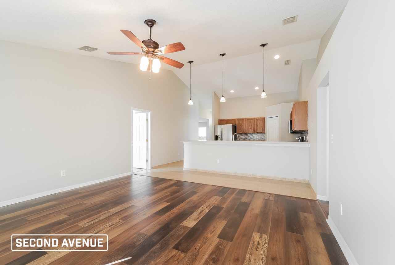 704 Cockatoo Ct - Photo 6 of 17