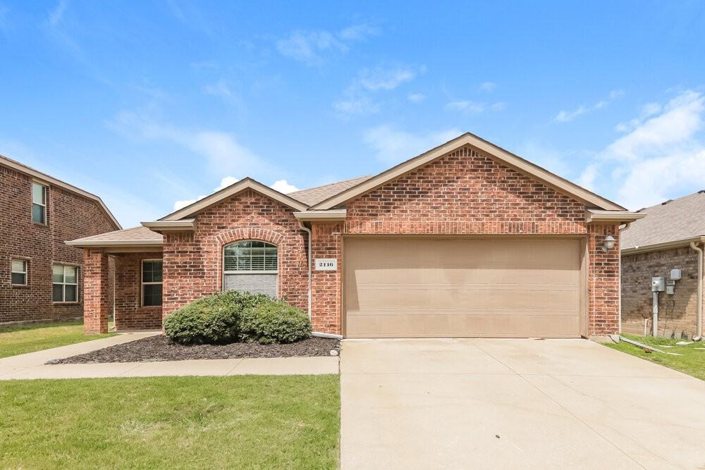 2116 Meadow View Dr