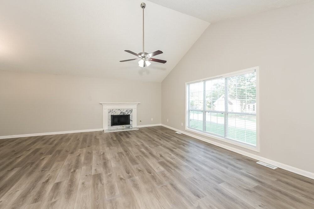 1393 Richland Creek Trl - Photo 4 of 17