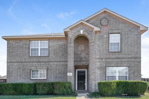 featured image of 308 S Waterford Oaks Dr