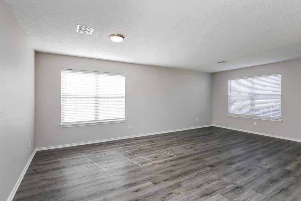 308 S Waterford Oaks Dr - Photo 5 of 17