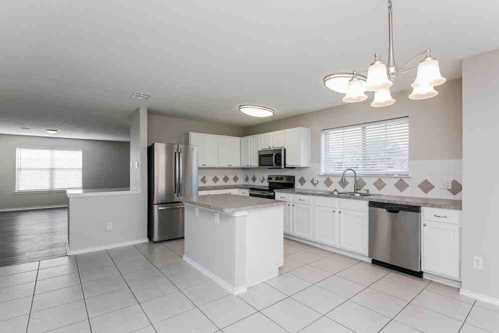 308 S Waterford Oaks Dr - Photo 6 of 17