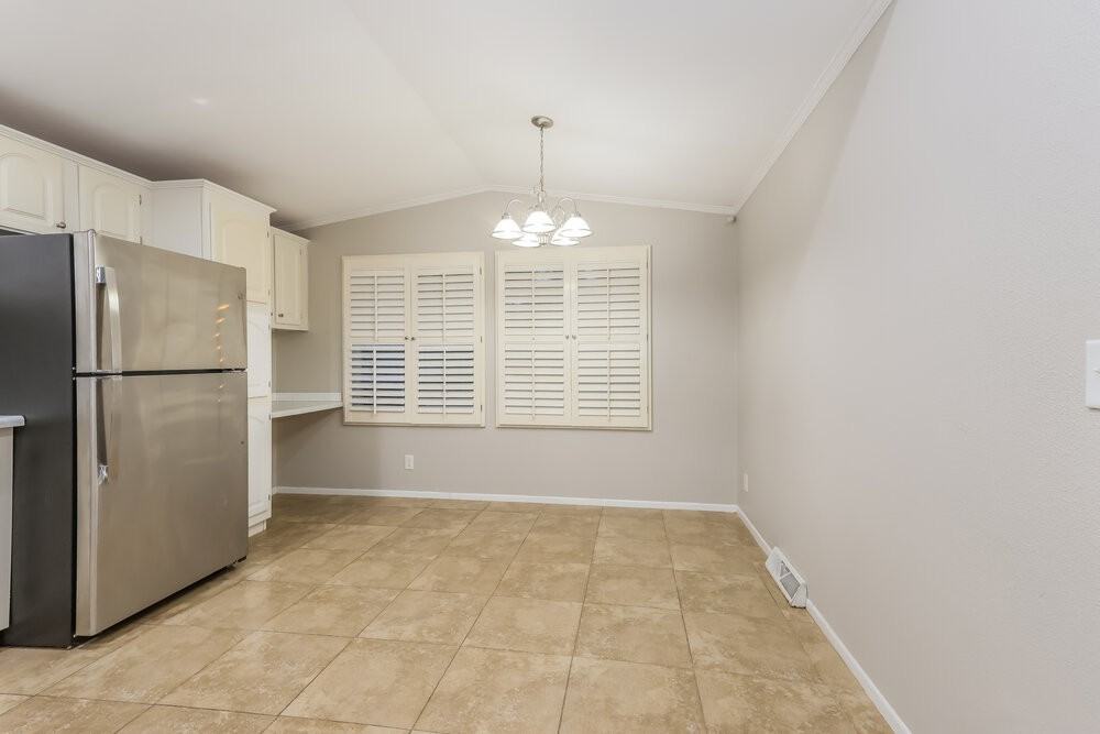 21039 Sweet Blossom Ln - Photo 6 of 16