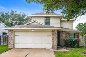 featured image of 2002 Hickory Glen Dr
