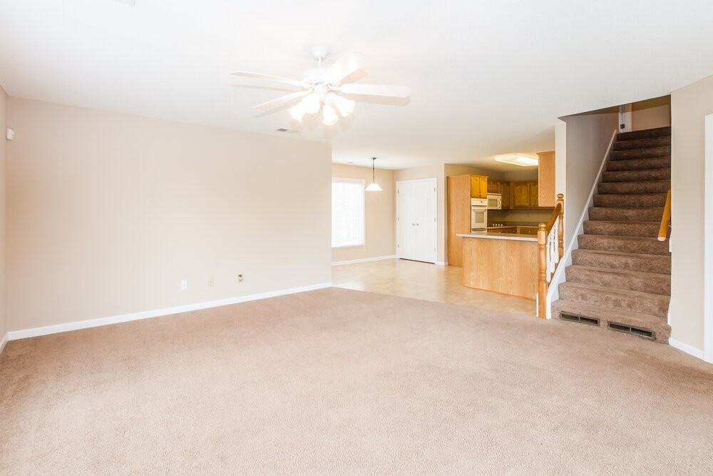 10198 Woodland Hills Dr - Photo 2 of 28