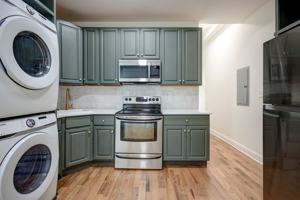 featured image of 1723 W Master St