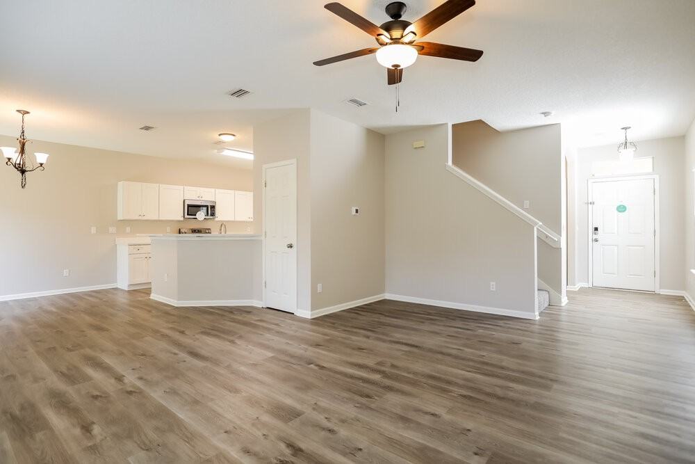 6220 Morse Oaks Cir - Photo 6 of 17