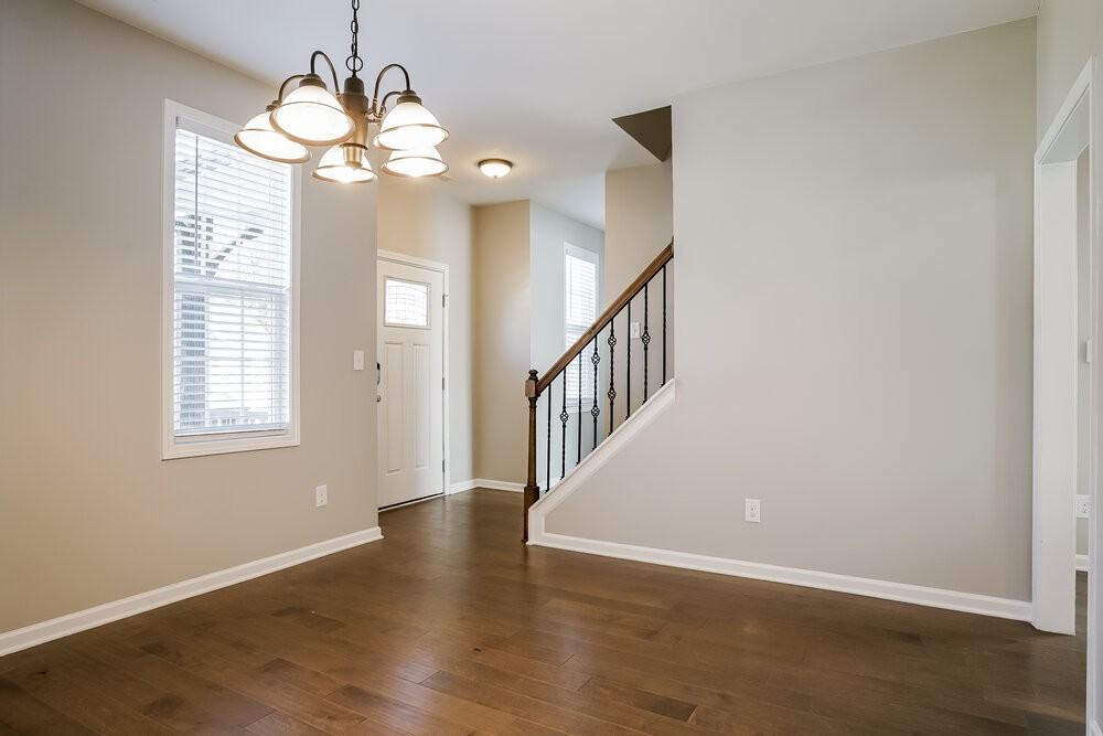 332 Chamberlain Dr - Photo 7 of 17